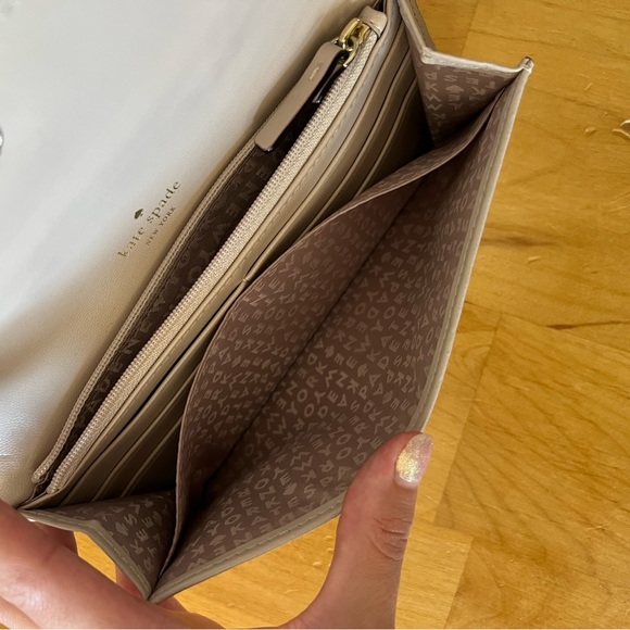 Kate Spade Large Flap Wallet - Picture 4 of 6